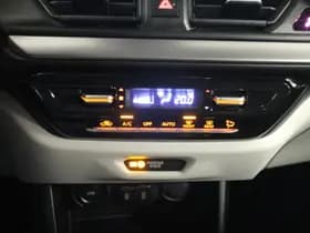 Suzuki Swift thumbnail 9