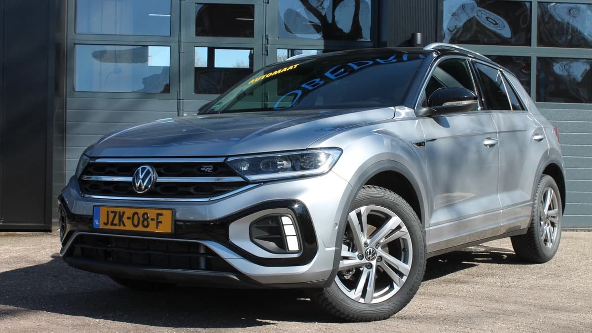 Volkswagen T-Roc — foto 1