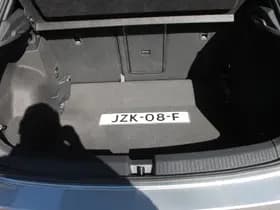 Volkswagen T-Roc thumbnail 12