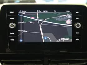 Volkswagen T-Roc thumbnail 19