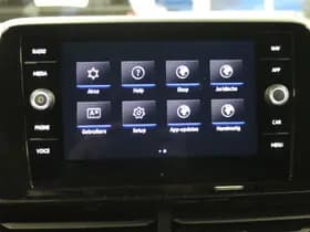 Volkswagen T-Roc thumbnail 26