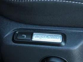 Volkswagen T-Roc thumbnail 38