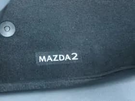 Mazda 2 thumbnail 23