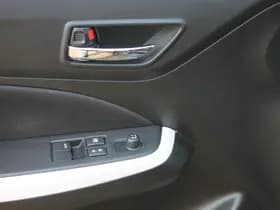 Suzuki Swift thumbnail 13
