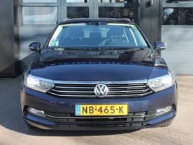 Volkswagen Passat thumbnail 2