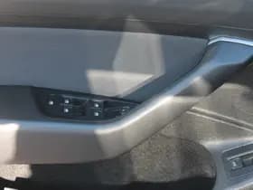Volkswagen Passat thumbnail 15
