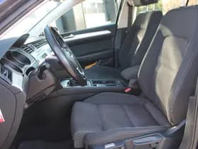 Volkswagen Passat thumbnail 16