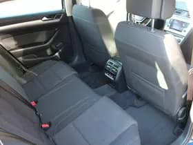 Volkswagen Passat thumbnail 19