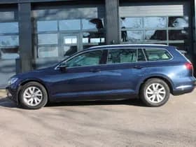 Volkswagen Passat thumbnail 5