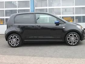 Volkswagen Up thumbnail 9