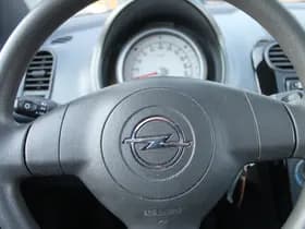 Opel Agila thumbnail 21