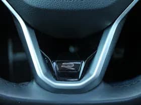Volkswagen Golf thumbnail 25