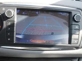 Toyota Yaris thumbnail 16