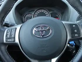 Toyota Yaris thumbnail 23