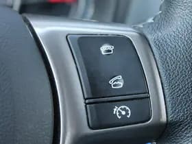 Toyota Yaris thumbnail 25