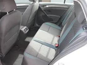 Volkswagen Golf thumbnail 19