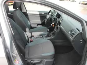 Volkswagen Golf thumbnail 22