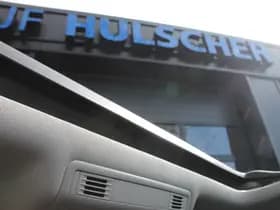 Volkswagen Golf thumbnail 37