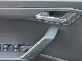 SEAT Arona thumbnail 21