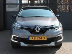Renault Captur thumbnail 2