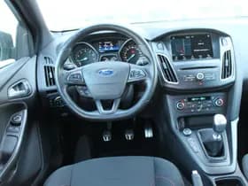 Ford Focus thumbnail 15