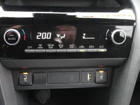 Toyota Yaris thumbnail 33
