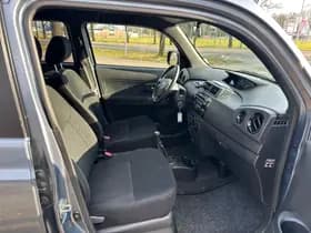 Daihatsu Materia thumbnail 4