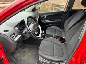 Kia Picanto thumbnail 14