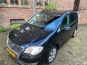 Volkswagen Touran thumbnail 3