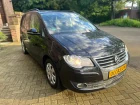 Volkswagen Touran thumbnail 5