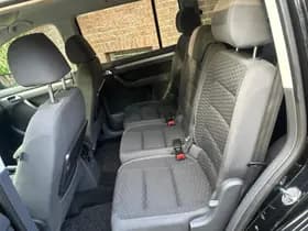 Volkswagen Touran thumbnail 10