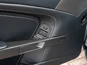 Aston Martin V8 Vantage Roadster 4.3 V8 Sportshift Roadster 4.3 V8 Sportshift thumbnail 13