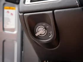 Aston Martin V8 Vantage Roadster 4.3 V8 Sportshift Roadster 4.3 V8 Sportshift thumbnail 20