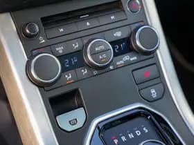 Land Rover Range Rover Evoque 2.0 Si 4WD Dynamic 2.0 Si 4WD Dynamic thumbnail 16