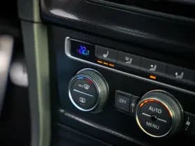 Volkswagen Golf 2.0 TSI GTI 2.0 TSI GTI thumbnail 17