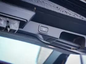 Land Rover Range Rover Sport 3.0 SDV6 HSE Dynamic 3.0 SDV6 HSE Dynamic thumbnail 28