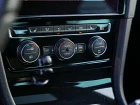 Volkswagen Golf 2.0 TSI 4Motion R 2.0 TSI 4Motion R thumbnail 16