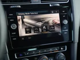 Volkswagen Golf 2.0 TSI 4Motion R 2.0 TSI 4Motion R thumbnail 20