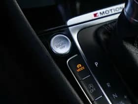 Volkswagen Golf 2.0 TSI 4Motion R 2.0 TSI 4Motion R thumbnail 25