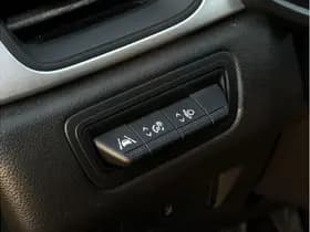 Renault Captur 1.0 TCe 100 Bi-Fuel Zen 1.0 TCe 100 Bi-Fuel Zen thumbnail 12