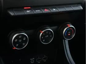 Renault Captur 1.0 TCe 100 Bi-Fuel Zen 1.0 TCe 100 Bi-Fuel Zen thumbnail 26