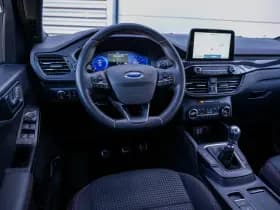 Ford Kuga 1.5 EcoBoost ST line 1.5 EcoBoost ST line thumbnail 4