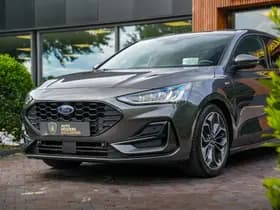 Ford Focus 1.0 EcoBoost Hybrid ST Line 1.0 EcoBoost Hybrid ST Line thumbnail 13