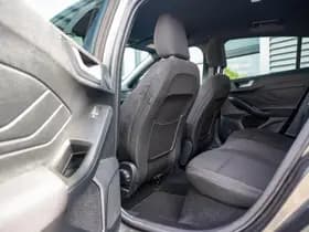 Ford Focus 1.0 EcoBoost Hybrid ST Line 1.0 EcoBoost Hybrid ST Line thumbnail 10