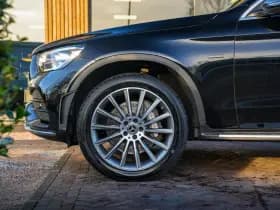 Mercedes-Benz GLC 300e 4MATIC Business Solution AMG 300e 4MATIC Business Solution AMG thumbnail 12