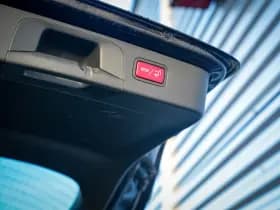 Mercedes-Benz GLC 300e 4MATIC Business Solution AMG 300e 4MATIC Business Solution AMG thumbnail 25