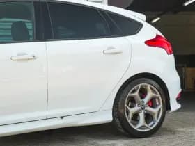 Ford Focus 2.0 ST-3 2.0 ST-3 thumbnail 32