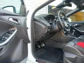 Ford Focus 2.0 ST-3 2.0 ST-3 thumbnail 6