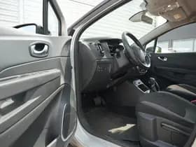 Renault Captur 1.3 TCe Intens 1.3 TCe Intens thumbnail 6