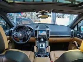 Porsche Cayenne 3.0 D Platinum Edition 3.0 D Platinum Edition thumbnail 2